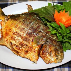 Cá chim trắng nướng muối ớt